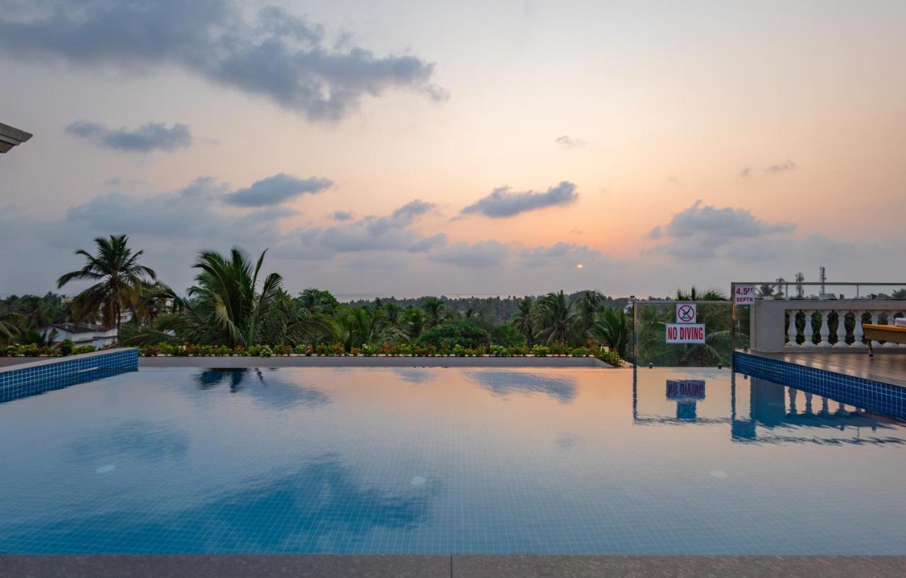 Artistry Suites Calangute Esterno foto